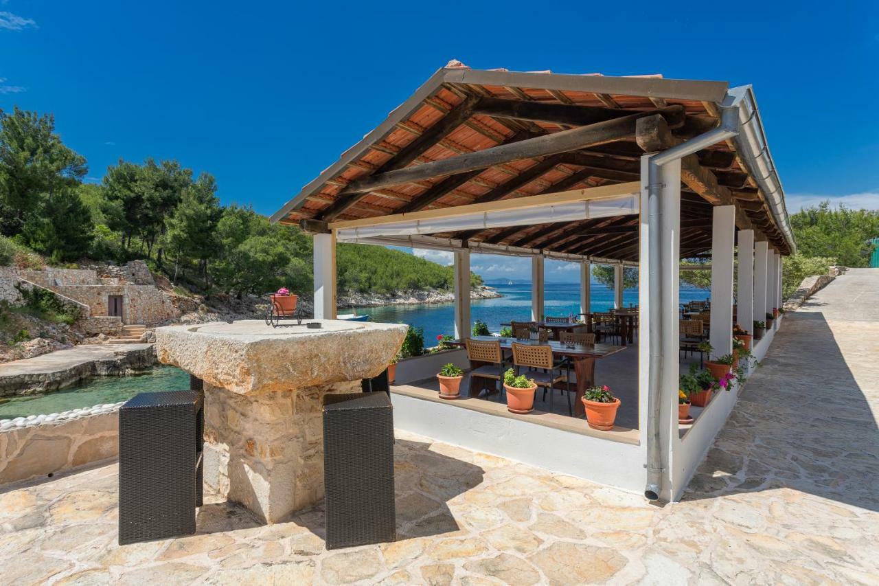 Golden Bay Hvar フヴァル エクステリア 写真