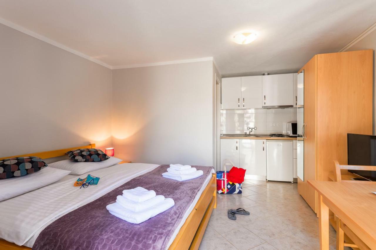 Golden Bay Hvar フヴァル エクステリア 写真