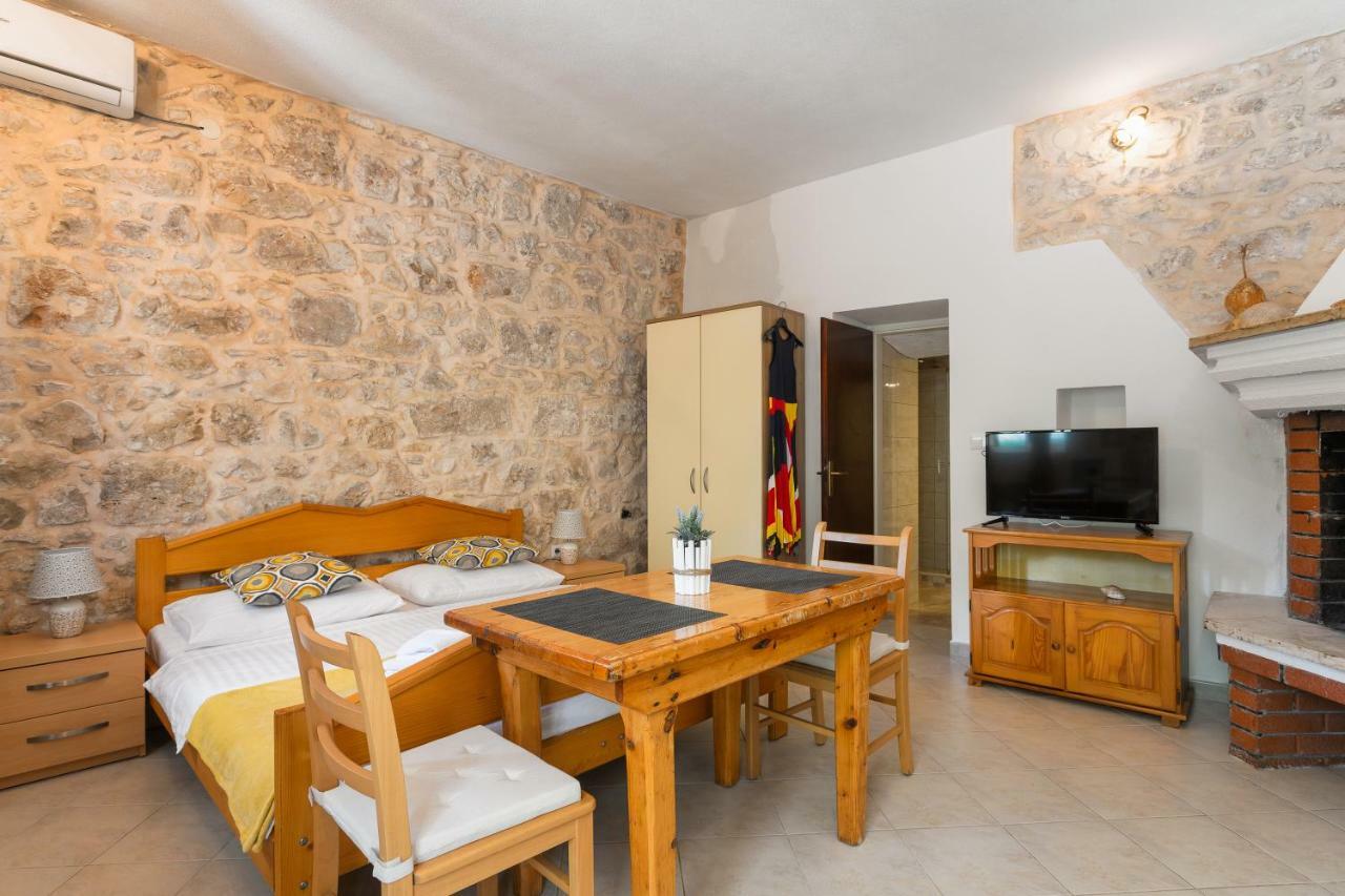 Golden Bay Hvar フヴァル エクステリア 写真
